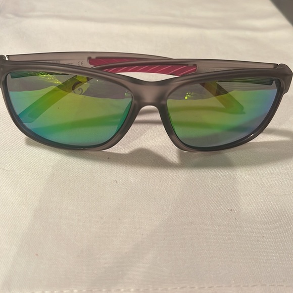 REEBOK RBOP 2103 matte black plastic frames, pink/gold lens.Comfort nose pads - Picture 2 of 9